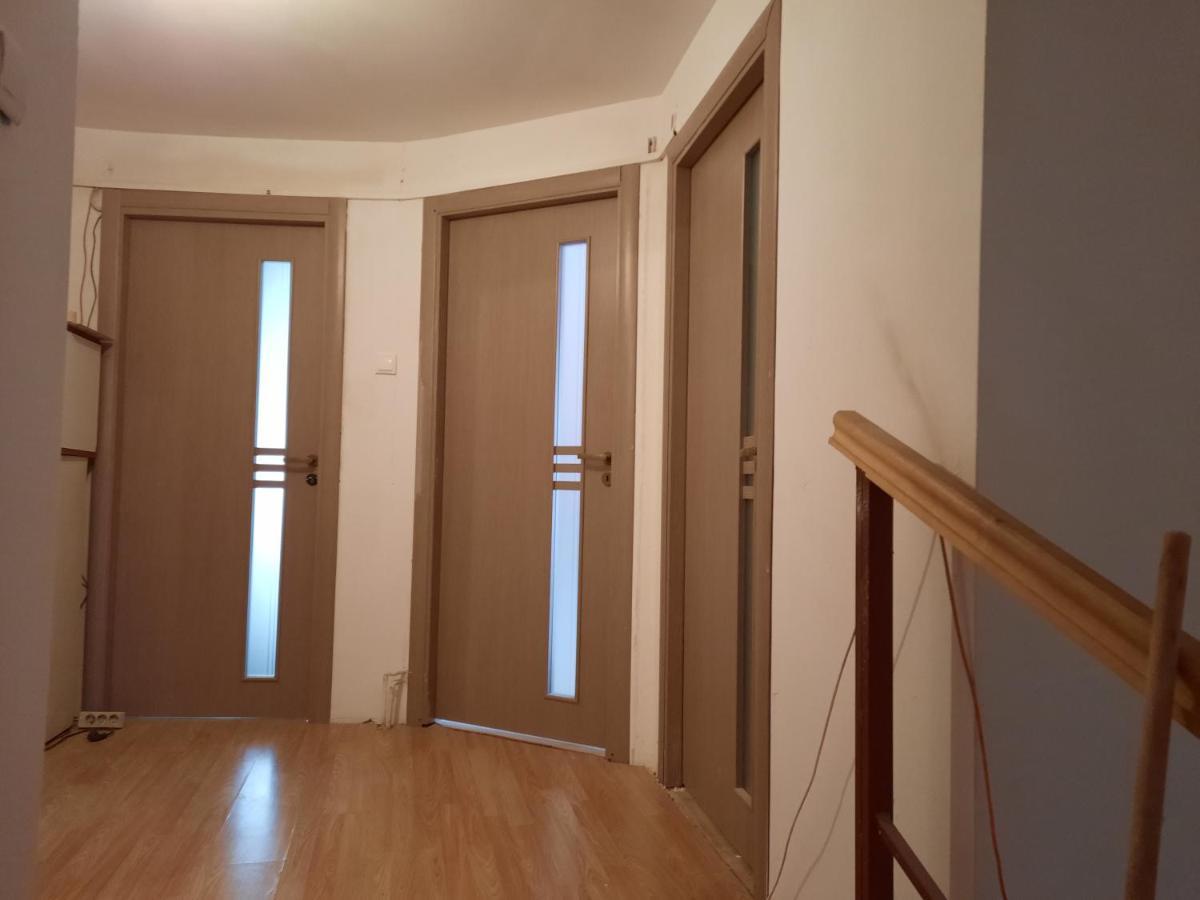 Hotel Casa Cu Curte Braszów Zewnętrze zdjęcie